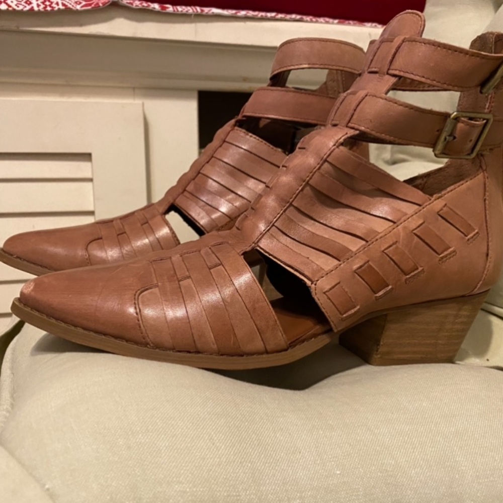 Chinese Laundry booties